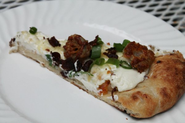 jalapeno pop n lock pizza slice