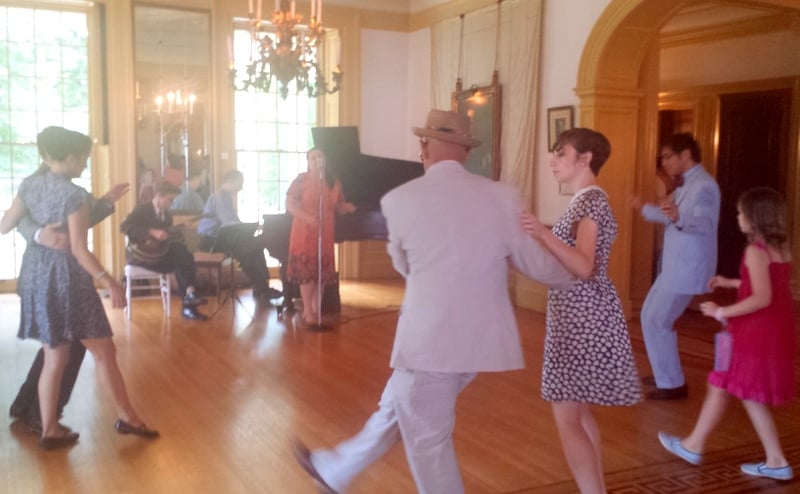 Jazz Age on Delaware Dancing