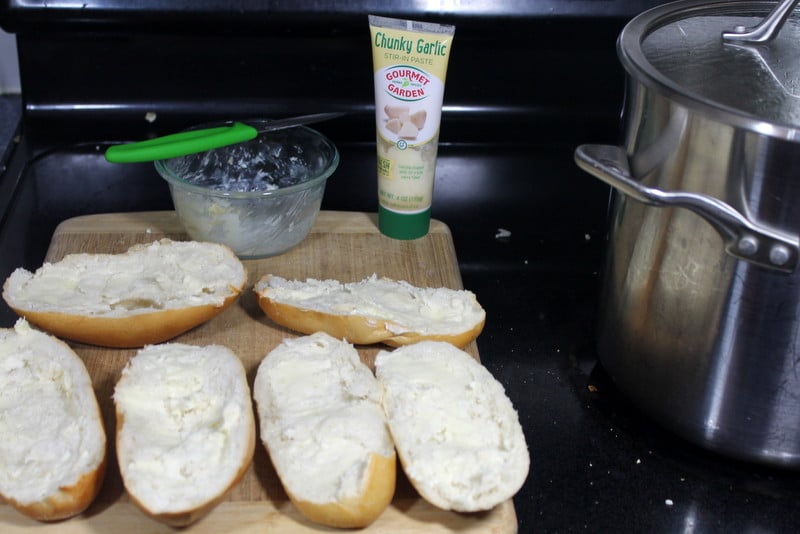 Easy Homemade Garlic Bread Recipe
