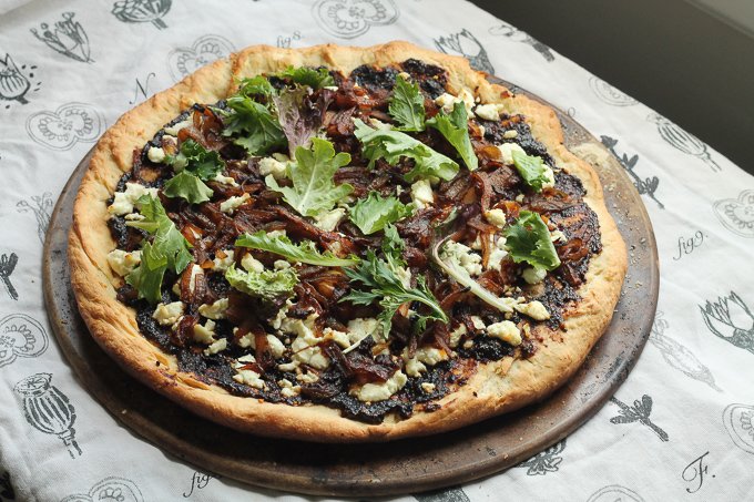 Fig Caramelized Onion Goat Cheese Pizza 1